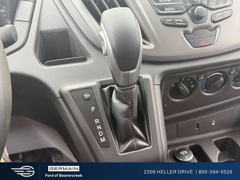 Used 2015 Ford Transit 250 130 Low Roof RWD image 21