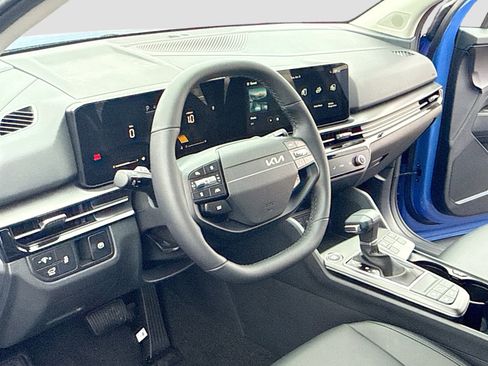 New 2026 Kia Sportage EX image 4