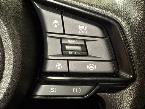 Used 2024 Subaru Crosstrek 2.0i Premium AWD/4WD image 20