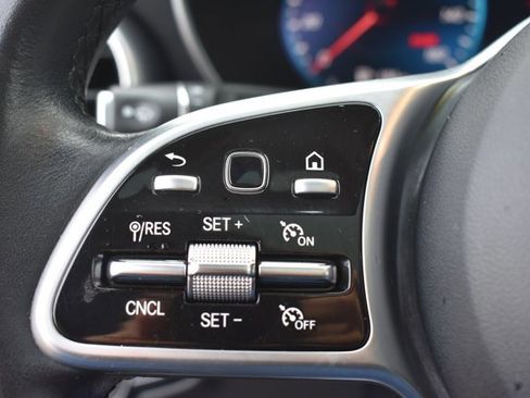 Used 2022 Mercedes-Benz GLC 300 image 21