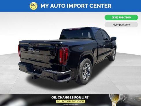 Used 2022 GMC Sierra 1500 SLT w/ SLT Convenience Package RWD image 5