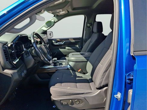 Used 2022 Chevrolet Silverado 1500 RST w/ Convenience Package II AWD/4WD image 11