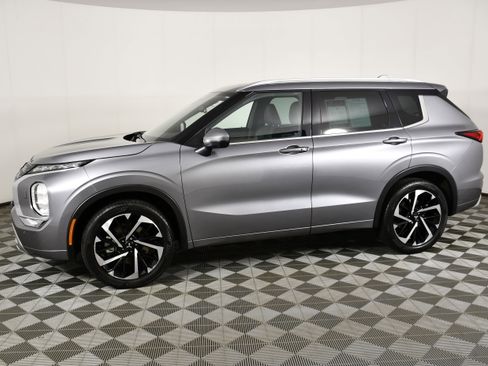 Used 2022 Mitsubishi Outlander SEL AWD/4WD image 9