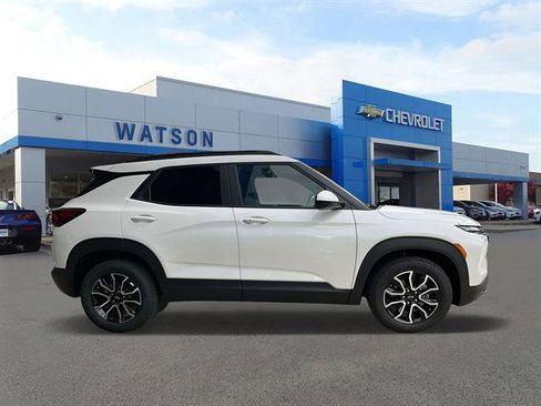 New 2025 Chevrolet TrailBlazer ACTIV w/ Convenience Package image 2