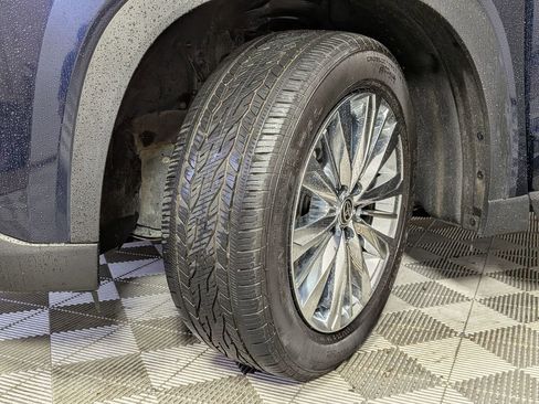 Used 2024 Toyota Grand Highlander AWD image 10