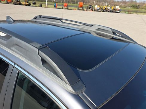 Used 2022 Subaru Outback Premium image 17