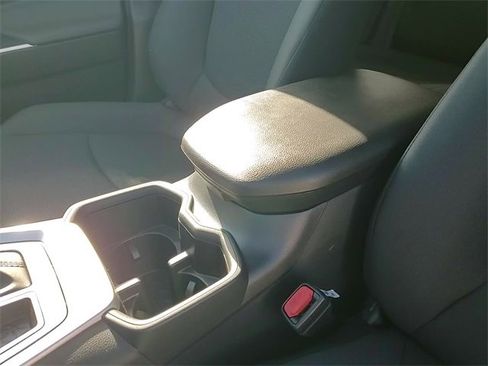 Used 2025 Toyota RAV4 LE image 18