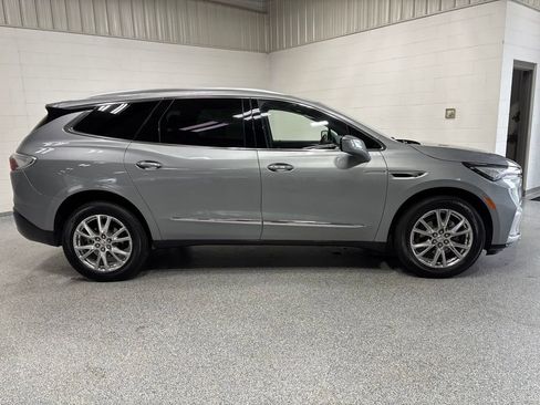 Used 2023 Buick Enclave Essence w/ Experience Buick Package AWD/4WD image 8