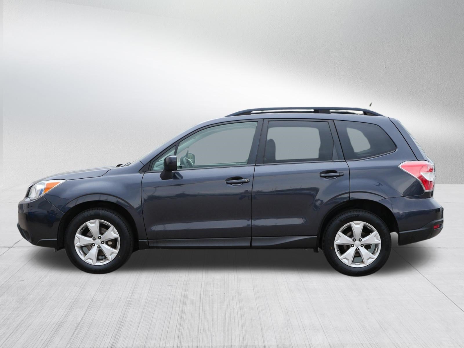 Used 2014 Subaru Forester 2.5i Premium w/ Popular Package #2 AWD/4WD image 4
