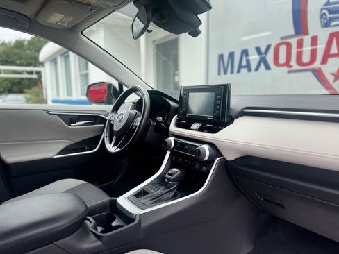 Used 2020 Toyota RAV4 XLE w/ Convenience Package AWD/4WD image 55
