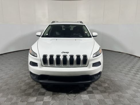 Used 2014 Jeep Cherokee Latitude w/ Comfort/Convenience Group AWD/4WD image 3