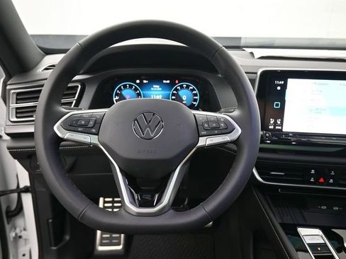 New 2026 Volkswagen Atlas Cross Sport SEL Premium R-Line image 32