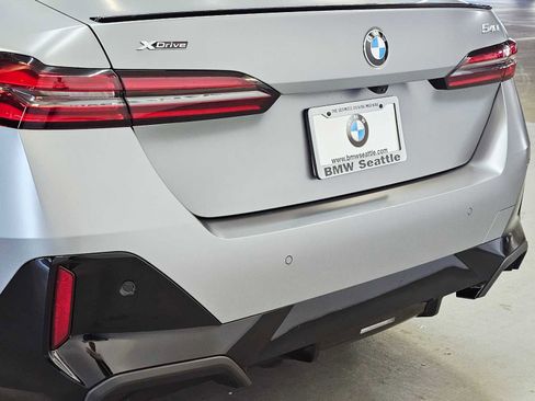 New 2026 BMW 540i xDrive w/ M Sport Package image 7