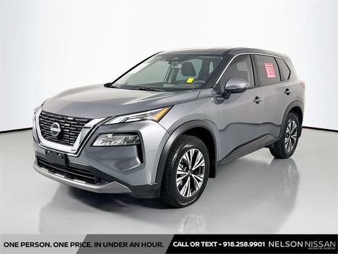 Certified 2023 Nissan Rogue SV FWD image 1