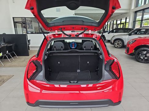 Certified 2025 MINI Cooper S FWD image 10