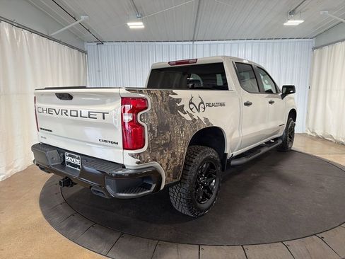 New 2026 Chevrolet Silverado 1500 Custom Trail Boss AWD/4WD image 9