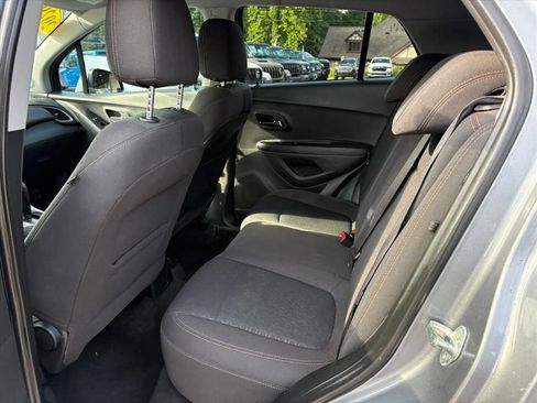 Used 2020 Chevrolet Trax LS w/ Tint and Cruise Package FWD image 18