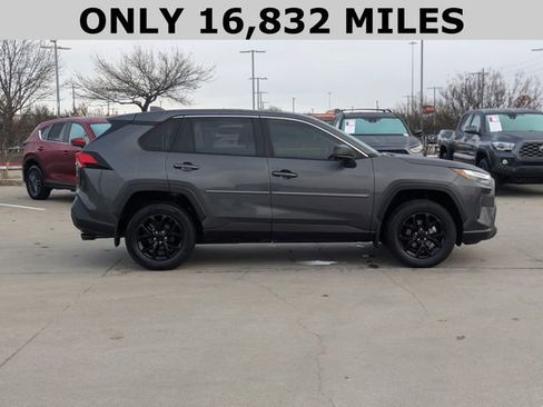 Used 2024 Toyota RAV4 LE image 4