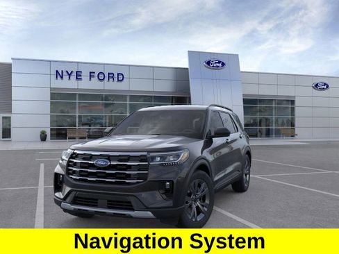 New 2026 Ford Explorer Active w/ Active Comfort Package image 3