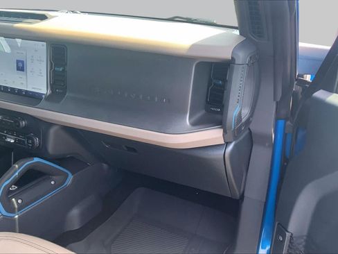 Certified 2024 Ford Bronco Wildtrak AWD/4WD image 19