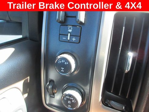 Used 2019 GMC Sierra 2500 Denali w/ Duramax Plus Package AWD/4WD image 21