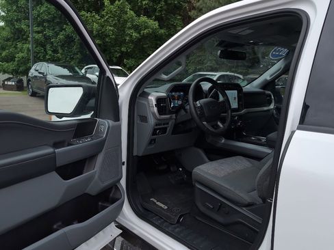 Used 2023 Ford F150 XLT w/ Equipment Group 302A High AWD/4WD image 8