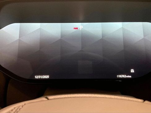 Used 2023 Land Rover Range Rover SE image 10