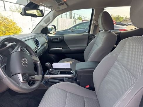 Used 2021 Toyota Tacoma SR5 image 4