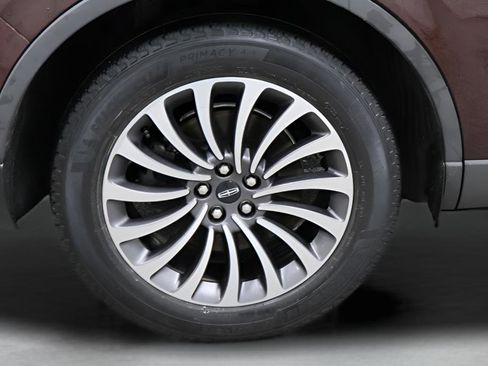 Used 2020 Lincoln Aviator Reserve w/ Elements Package Plus image 33