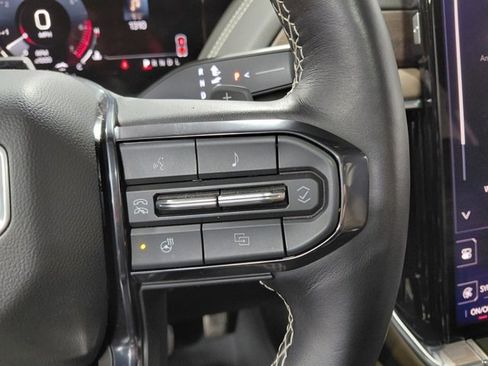 Used 2025 GMC Yukon XL Denali Ultimate w/ LPO, Floor Liner Package image 46