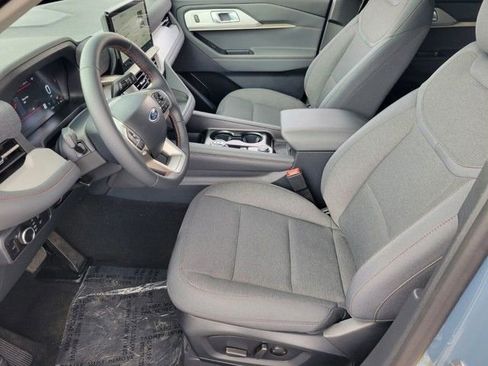 New 2026 Ford Explorer Active image 7