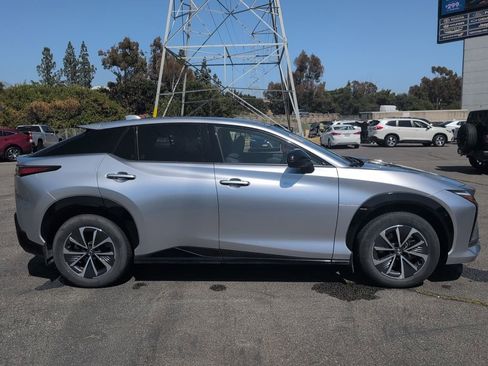 Used 2023 Lexus RZ 450e Premium w/ Technology Package AWD/4WD image 2