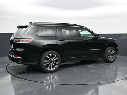Used 2024 Jeep Grand Cherokee L Overland AWD/4WD image 12