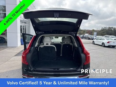 Certified 2025 Volvo XC90 B5 Core w/ Protection Package Premier image 37