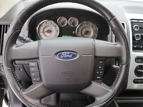 Used 2010 Ford Edge SEL image 17