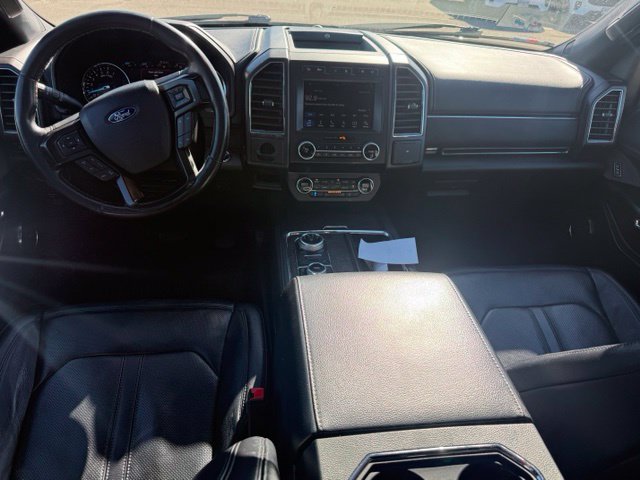 Used 2019 Ford Expedition Limited w/ Equipment Group 302A AWD/4WD image 17