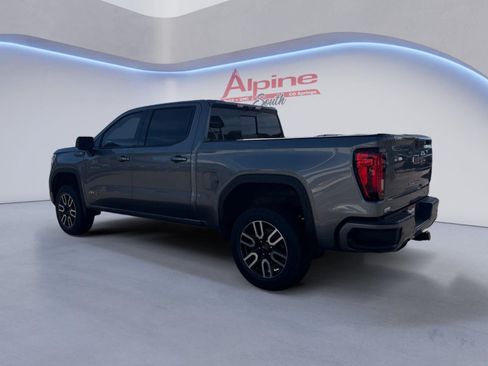 Certified 2021 GMC Sierra 1500 AT4 w/ AT4 Premium Package AWD/4WD image 3