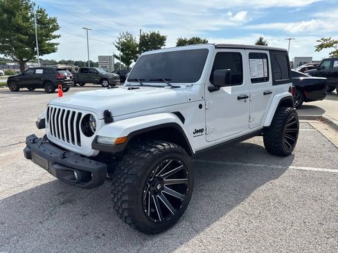 Used 2023 Jeep Wrangler Unlimited Sport AWD/4WD image 4