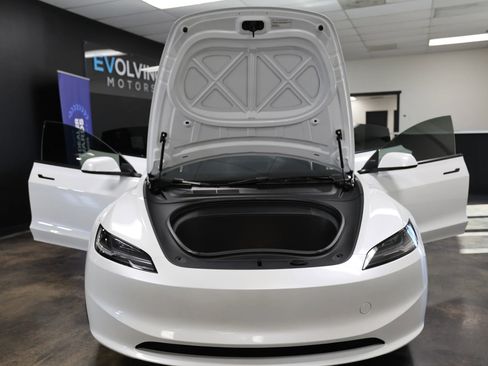 Used 2024 Tesla Model 3 Standard Range image 48