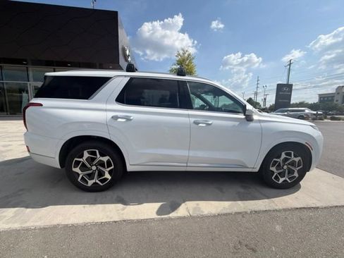 Used 2022 Hyundai Palisade Calligraphy w/ Cargo Package FWD image 4