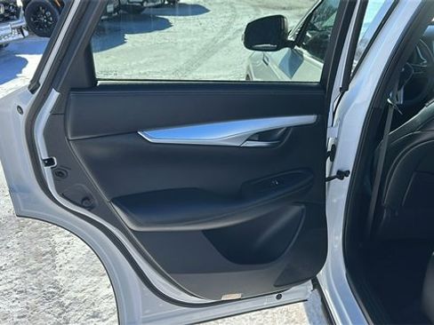 Used 2019 INFINITI QX50 Luxe w/ Navigation Package image 22