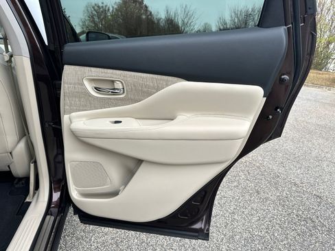 Certified 2019 Nissan Murano SL w/ SL Technology Package image 16