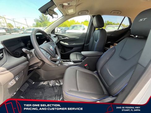 New 2026 Buick Encore GX Sport Touring w/ Advanced Technology Package FWD image 10