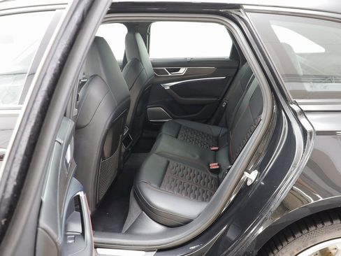 Used 2024 Audi RS 6 performance image 17