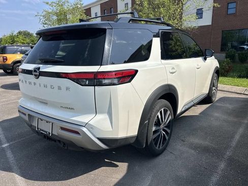 Used 2024 Nissan Pathfinder Platinum w/ Cargo Package FWD image 5