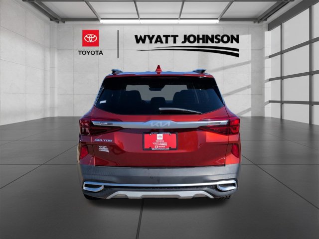 Used 2023 Kia Seltos S w/ Navigation Package FWD image 6