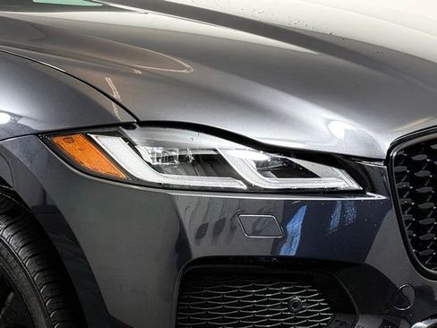 New 2026 Jaguar F-PACE R-Dynamic S image 14