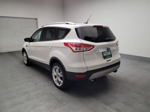 Used 2015 Ford Escape Titanium FWD image 5
