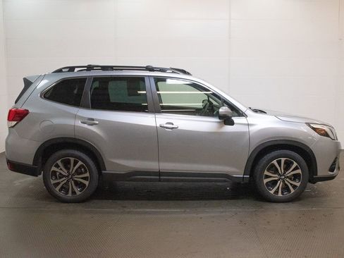Used 2023 Subaru Forester Limited AWD/4WD image 3
