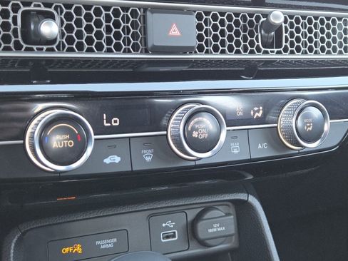 Used 2024 Honda Civic Sport image 29